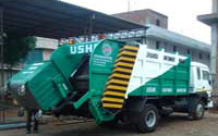 Refuse Compactors With Bin