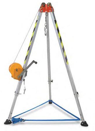 Tripod With Winch