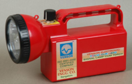 Rechargeable Tricolour Hand Signal Lamp, Voltage : 2.5 Volts To 6 Volts