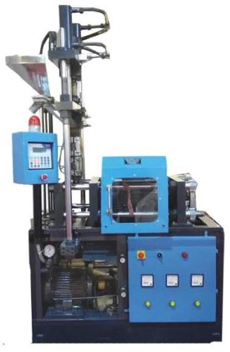 Compact Injection Moulding Machine