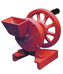 Casting Manual Dry Fruit Slicer, For Cut Dryfruits, Size : 6x8x6 Inch