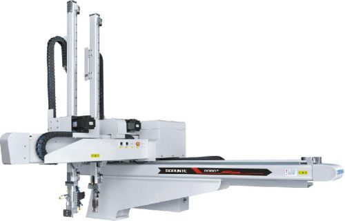 Five-axis AC Servo Robotic Arm For Injection Moulding Machinery