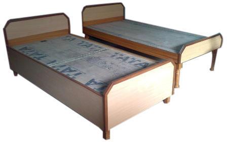 Wooden Single Bed, Shape : Rectangle