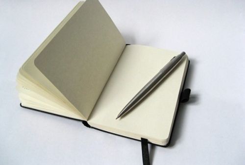 Writing Notebook, Pattern : Plain, Printed