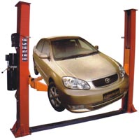 Vehicle Lifts, Lifting Capacity : 3200 Kgs.