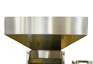 Bowl-Mounted Bulk Cap Feeder