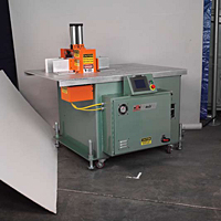 Up-Cut Automatic Traveling Saws