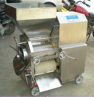 Meat Mincer Machine
