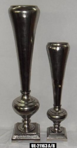 Trumpet Vase With Square Base