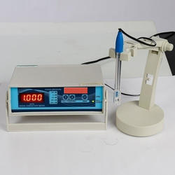 Digital conductivity meter, Power Supply : 50Hz AC