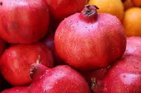 Fresh pomegranate, Storage : Refrigerate