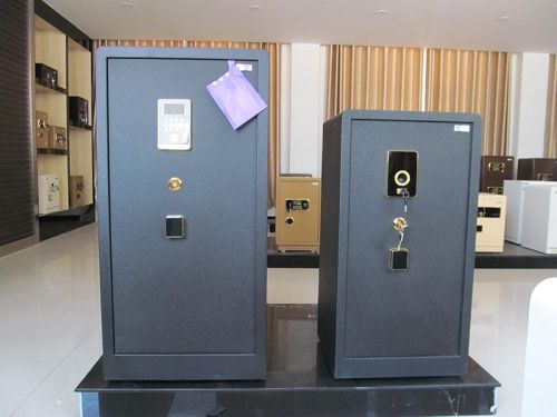 E-150JD Safe Deposit Box