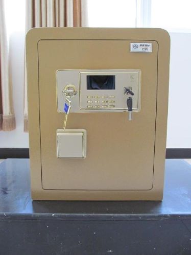 E-45JD Safe Deposit Box