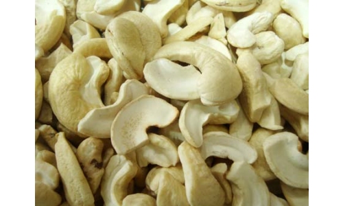 2 Piece Cashew Kernels, For Food, Snacks, Sweets, Packaging Type : Pouch, PP Bag, Sachet Bag, Tinned Can