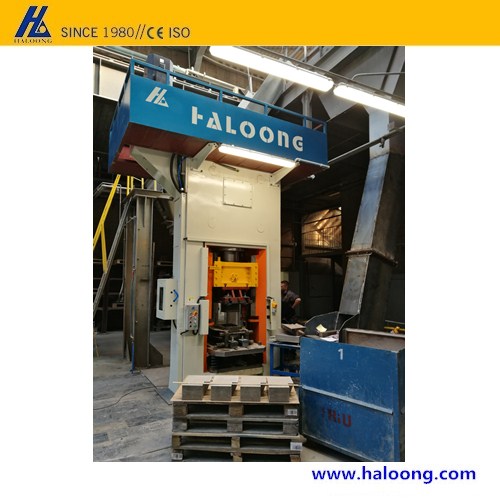 Brick Machine, Capacity : 5