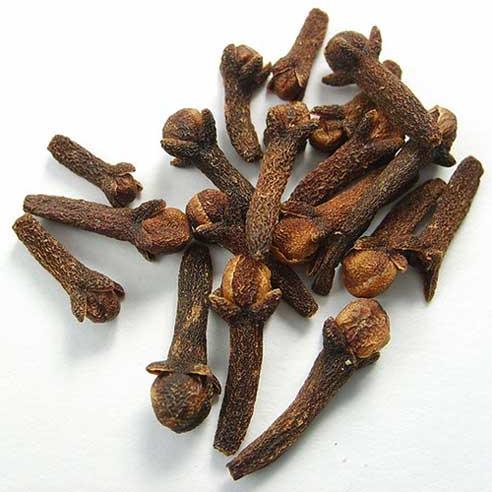 Common Clove Oil, Packaging Size : 1L, 2L, 500ml