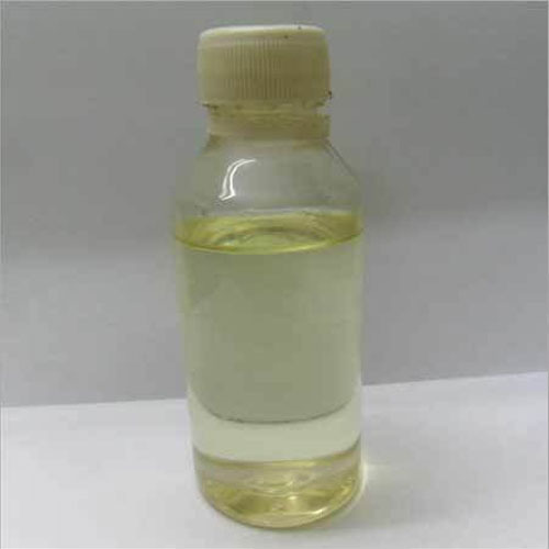 Common pine oil, Packaging Type : Red, Yellow, Form : Liquid