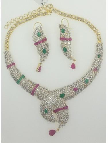 Ladies Necklace Set