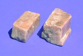 Potash Feldspar Lumps, Color : Pink