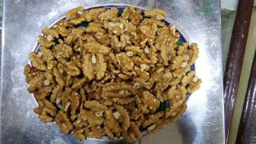 Walnut Kernels, For Bakery, Food, Health Care, Milk Shakes, Nutritious Food, Style : Dried