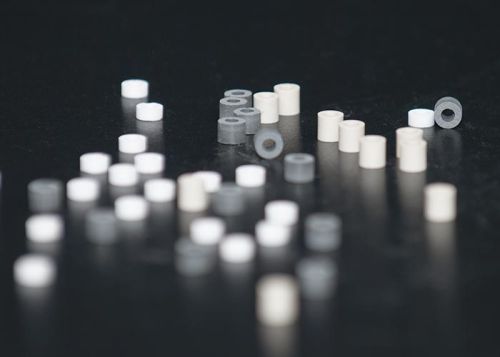 CERAMIC CATALYST SUPPORT MEDIA