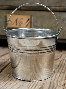 Stainless Steel Water Bucket, Feature : Light Weight, Rust Proof