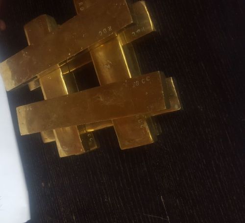 Gold dore bars, Shape : brick