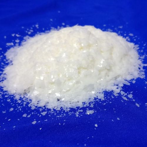 No-Yellowing Weak Cationic Softener Flakes, Brand Name : EMEER