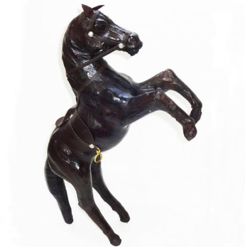 3010 Leather Animal Horse Jumping Statue