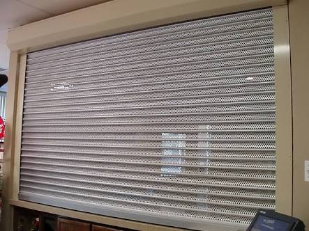 Metal Grill Rolling Shutter, Color : Metallic, Shiny Silver, Silver, Smoke Grey