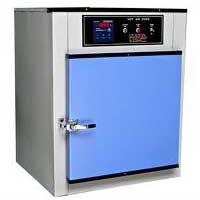 Hot Air Oven, Automatic Grade : Semi Automatic