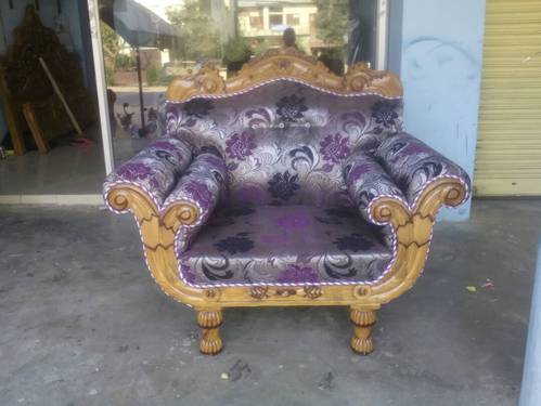 Stylish Wooden Sofa Chairs