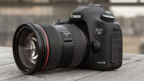 Canon EOS 5D Mark III DSLR Camera