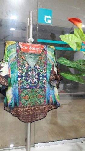 Printed Ladies Kashmiri Kaftans, Technics : Attractive Pattern, Washed