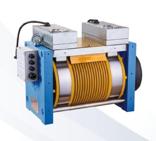 DIANA 4 Gearless Traction Machine