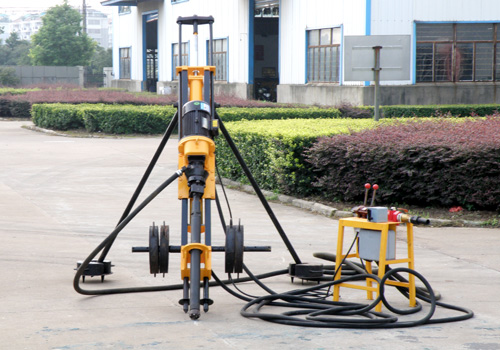 Rotary Head Top Hammer Diamond Drill Rig