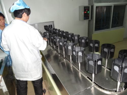 Clean Spray Cell Phone Cover