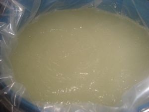 Sodium lauryl ether sulphate, CAS No. : 68585-34-2, Purity : 70%