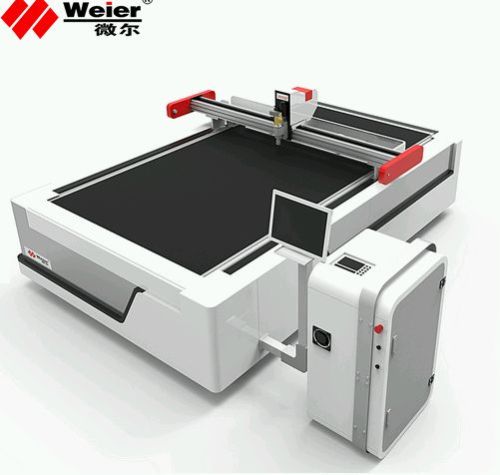 High Speed Oscillating Knife PVC Cutting Machine