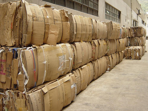 Waste paper, Pattern : Plain