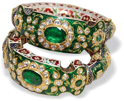 Polished Kundan Bangles, Style : Antique