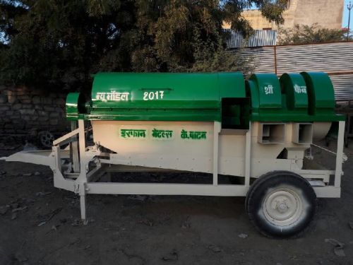 Hydraulic Automatic Rice Thresher, Threshing Capacity : 1000-1500kg/HR