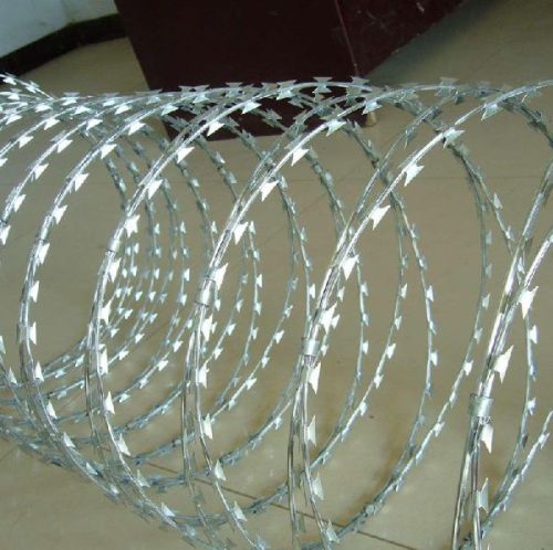 Concertina Razor Barbed Wire Airport Fence
