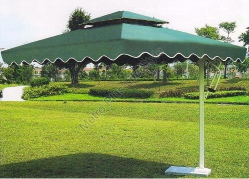 Cantilever Umbrella