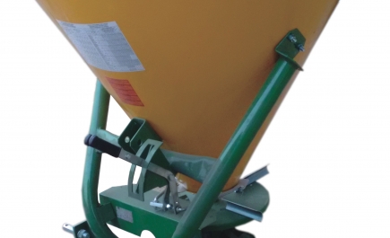 Fertilizer Spreader