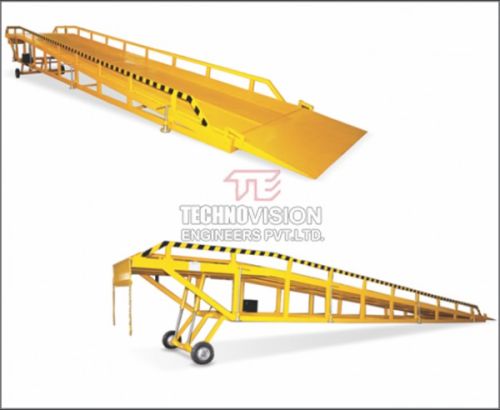 Mobile Hydraulic Dock Ramp