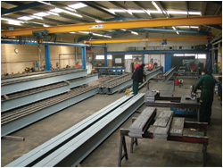 Underslung EOT Crane, Load Capacity : 0.5 Ton To 20 Ton