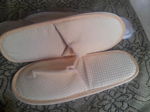 Non Brand Waffle Bathroom Slipper, Size : 9