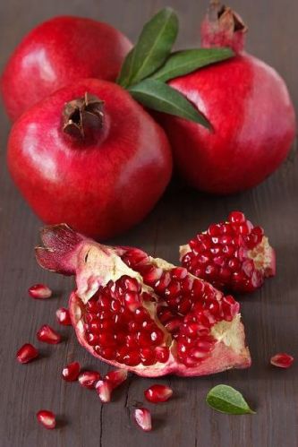 Fresh Pomegranate, For Juice