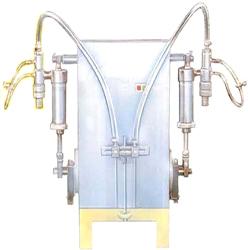 SEMI AUTOMATIC VOLUMETRIC LIQUID / SYRUP FILLING MACHINE